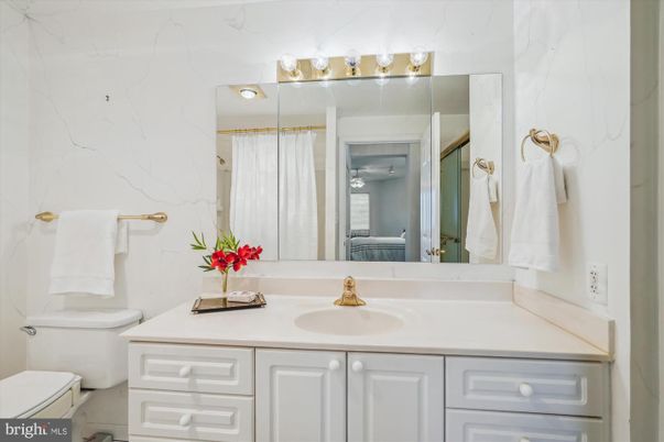 Bathroom, Interior, Marble Walls