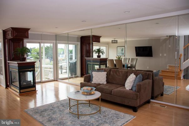 Dining room, Interior, Living room, Recessed Lighting, Wood Texture Flooring
