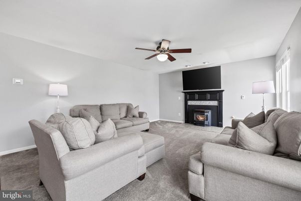 Fireplace, Interior, Living room, Recessed Lighting