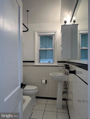 Bathroom, Interior, Pendant Lights