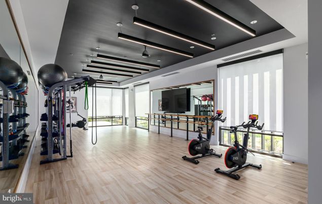 Fitness Equipment, Interior, Recessed Lighting, Wood Texture Flooring