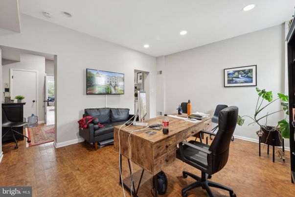 Home Office, Interior, Recessed Lighting, Wood Texture Flooring