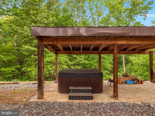 Exterior, Hot Tub
