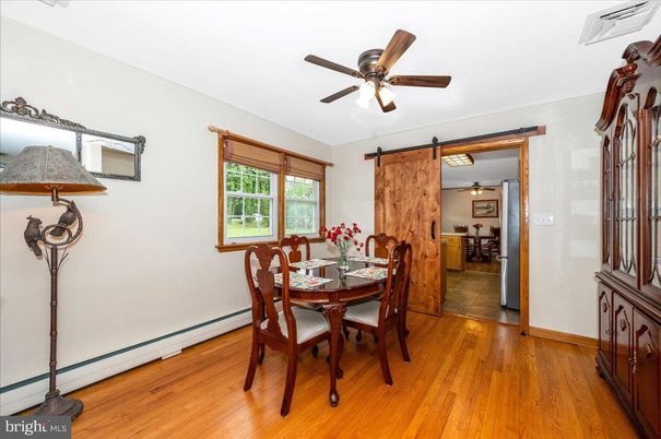 Dining room, Interior, Wood Texture Flooring