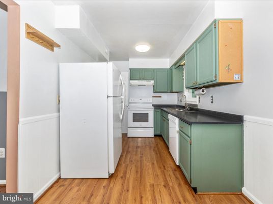 Interior, Kitchen, Wood Texture Flooring