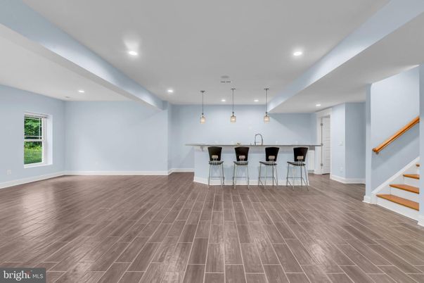 Empty room, Interior, Pendant Lights, Recessed Lighting, Wood Texture Flooring