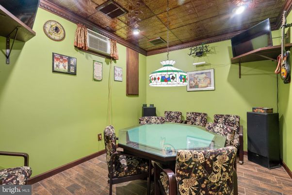 Dining room, Game Room, Interior, Pendant Lights, Recessed Lighting, Wood Texture Flooring