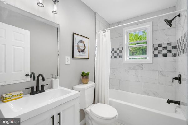 Bathroom, Interior, Marble Walls