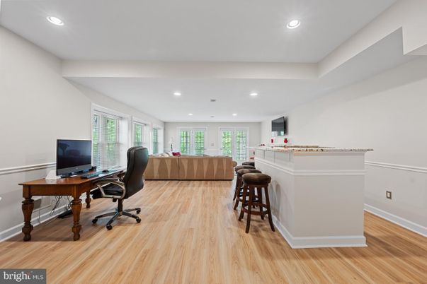 Home Office, Interior, Recessed Lighting, Wood Texture Flooring