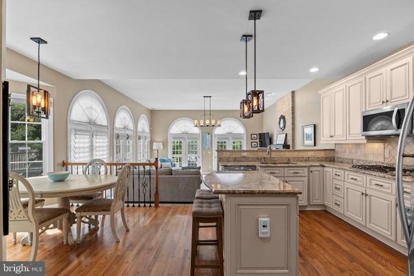 Dining room, Interior, Kitchen, Living room, Pendant Lights, Recessed Lighting, Wood Texture Flooring