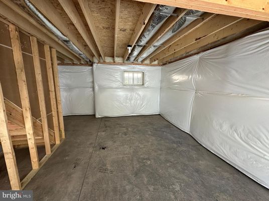 Garage, Interior, Wooden Beams, Wooden Ceilings