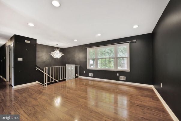 Chandelier, Empty room, Interior, Recessed Lighting, Wood Texture Flooring