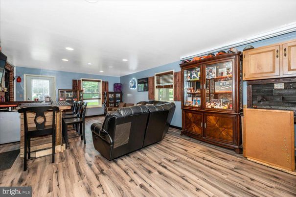 Dining room, Interior, Living room, Recessed Lighting, Wood Texture Flooring