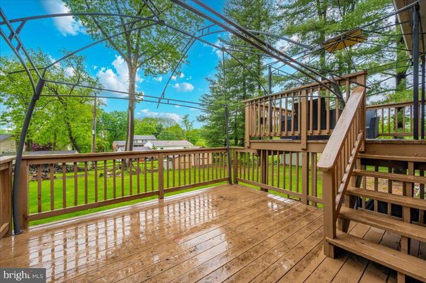 Exterior, Wood Texture Flooring