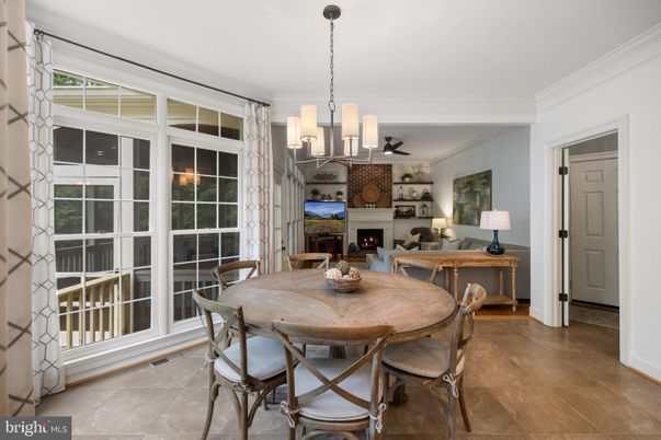 Chandelier, Dining room, Fireplace, Interior, Pendant Lights