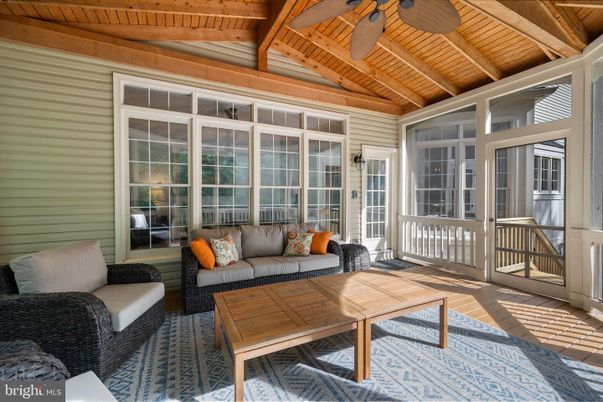 Interior, Living room, Sun Room, Wooden Beams, Wooden Ceilings, Wood Texture Flooring