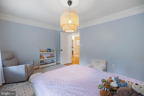 Bedroom, Interior, Pendant Lights
