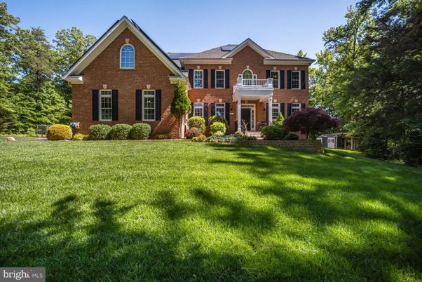 Exterior, Facade, Brick Facade, Brick Traditional