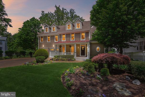Backyard, Exterior, Facade, Georgian