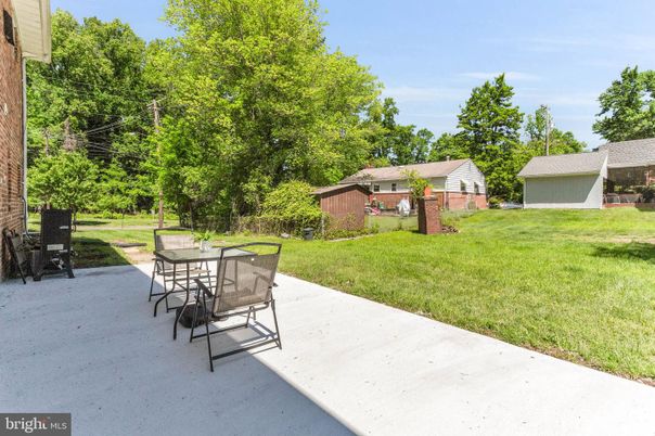 Backyard, Detached Garage, Exterior