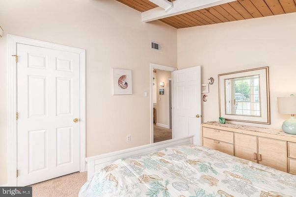 Bedroom, Interior, Wooden Beams, Wooden Ceilings