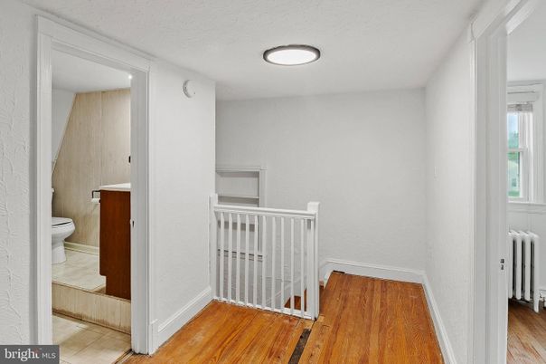 Bathroom, Interior, Recessed Lighting, Wood Texture Flooring