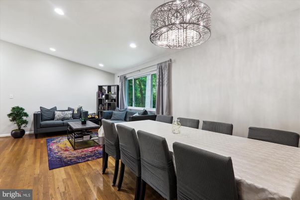 Dining room, Interior, Living room, Recessed Lighting, Wood Texture Flooring
