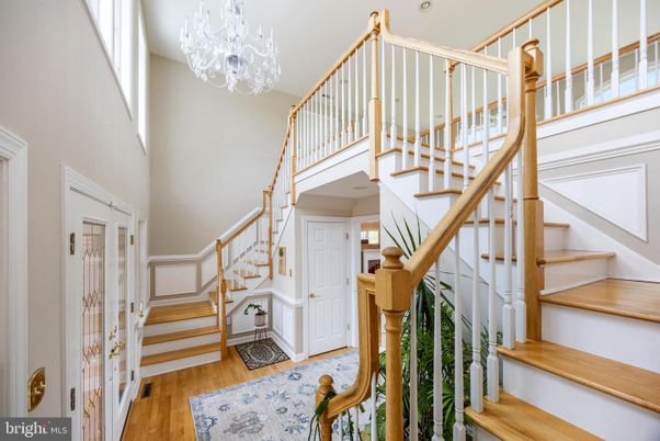 Chandelier, Interior, Wood Texture Flooring