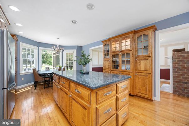 Chandelier, Dining room, Interior, Kitchen, Recessed Lighting, Wood Texture Flooring