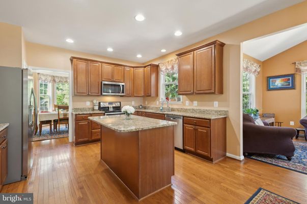 Dining room, Interior, Kitchen, Recessed Lighting, Stainless Steel Appliances, Wood Texture Flooring