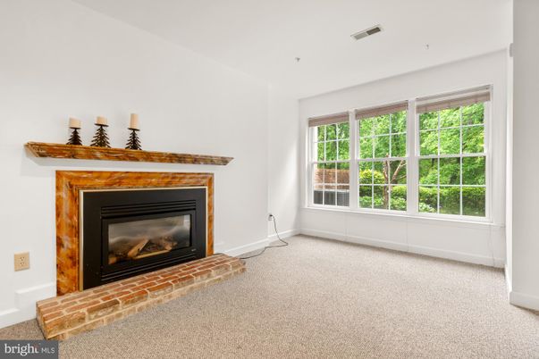 Empty room, Fireplace, Interior