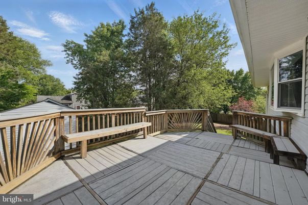 Exterior, Wood Texture Flooring