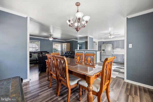 Chandelier, Dining room, Interior, Kitchen, Wood Texture Flooring