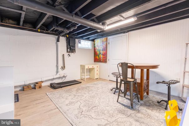Fitness Equipment, Interior, Stone Walls, Wood Texture Flooring