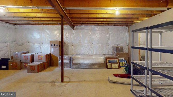 Interior, Wooden Beams
