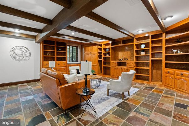 Home Office, Interior, Recessed Lighting, Wooden Beams