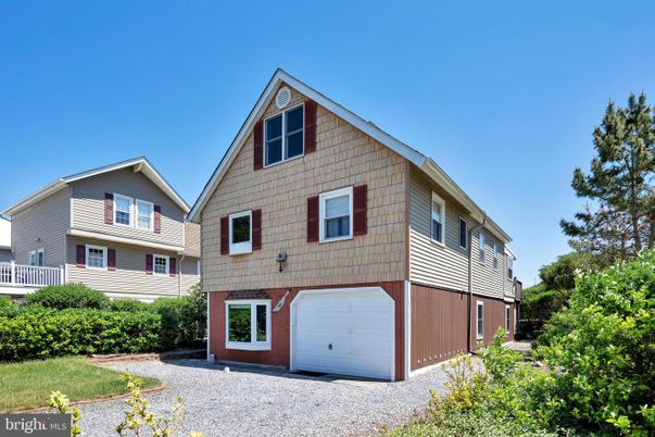 Attached, Exterior, Facade, Brick Facade, Farmhouse