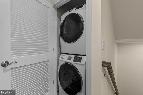 Interior, Utility Closets, Washer