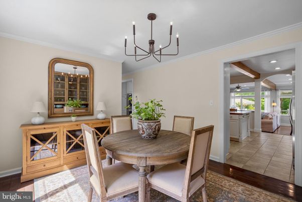 Chandelier, Dining room, Interior, Recessed Lighting