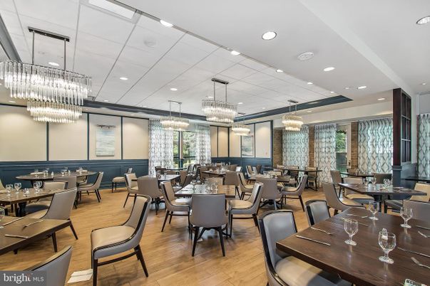 Chandelier, Dining room, Interior, Recessed Lighting, Wood Texture Flooring