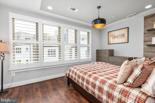 Bedroom, Interior, Pendant Lights, Recessed Lighting, Wood Texture Flooring