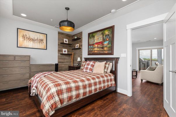 Bedroom, Interior, Pendant Lights, Recessed Lighting, Wood Texture Flooring, Wooden Walls
