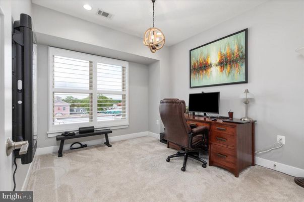 Fitness Equipment, Home Office, Interior, Pendant Lights, Recessed Lighting