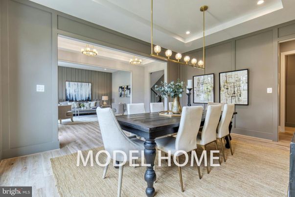 Dining room, Interior, Living room, Pendant Lights, Recessed Lighting, Wood Texture Flooring