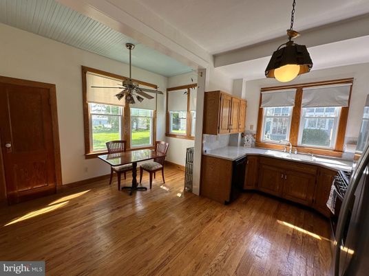 Dining room, Interior, Kitchen, Pendant Lights, Wood Texture Flooring