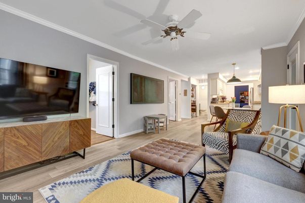 Interior, Living room, Pendant Lights, Wood Texture Flooring