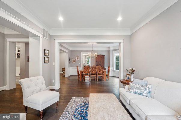 Chandelier, Dining room, Interior, Living room, Recessed Lighting, Wood Texture Flooring