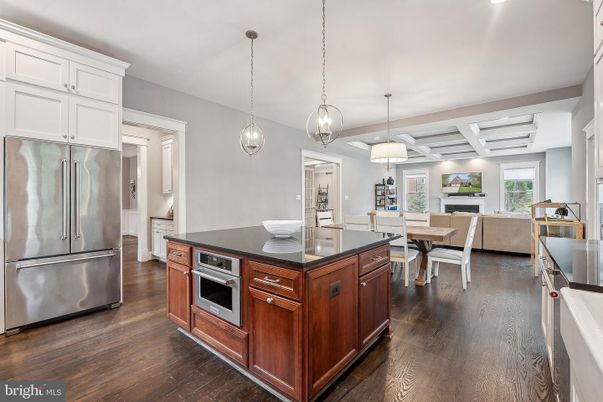 Dining room, Interior, Kitchen, Living room, Pendant Lights, Stainless Steel Appliances, Wood Texture Flooring