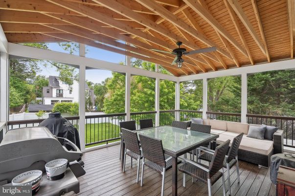 Dining room, Interior, Sun Room, Wooden Beams, Wooden Ceilings, Wood Texture Flooring