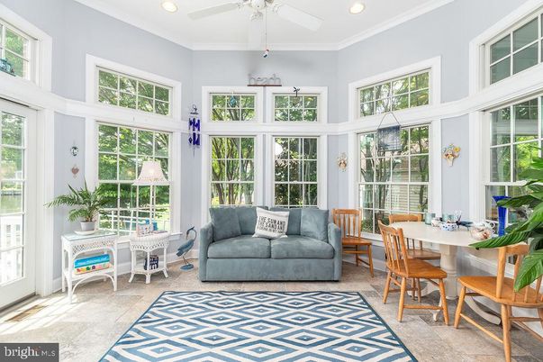 Dining room, Interior, Recessed Lighting, Sun Room
